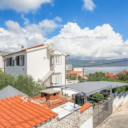 Apartments By The Sea Slatine, Ciovo - 6000 Extérieur photo